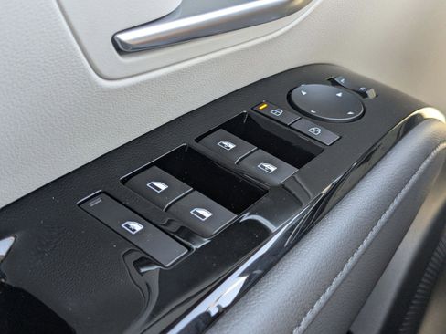 New 2026 Hyundai Tucson Limited FWD image 30