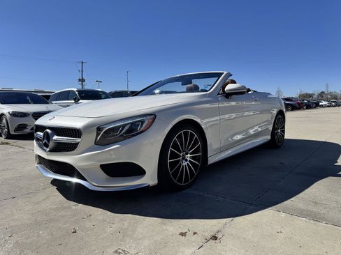 Used 2017 Mercedes-Benz S 550 Cabriolet image 31