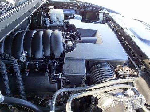 Used 2019 GMC Yukon SLT image 32