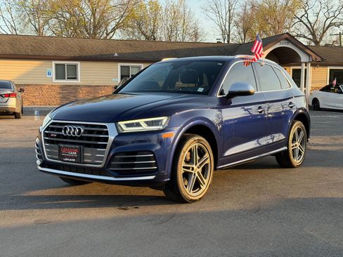 Used 2018 Audi SQ5 Premium Plus w/ Navigation Package AWD/4WD image 1