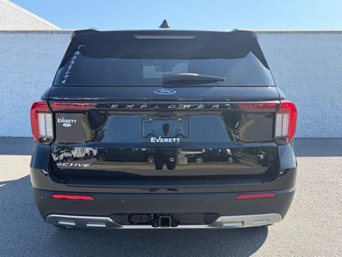 New 2026 Ford Explorer Active image 3