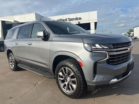 Used 2022 Chevrolet Suburban LT w/ Max Trailering Package image 1