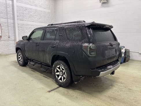 Used 2023 Toyota 4Runner TRD Off-Road Premium image 5