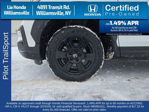 Certified 2022 Honda Pilot TrailSport image 9