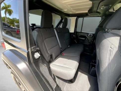 Used 2021 Jeep Wrangler Unlimited Sport AWD/4WD image 29