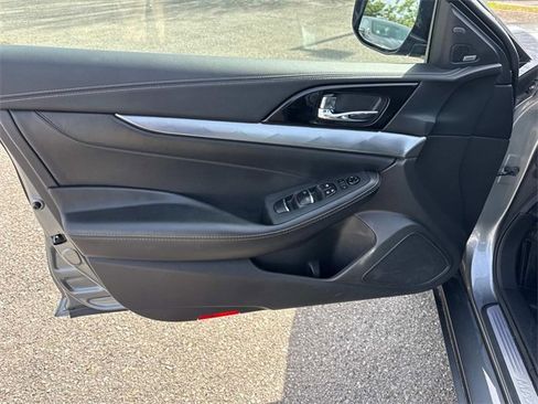 Used 2023 Nissan Maxima SL image 26