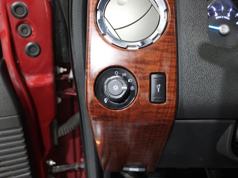 Used 2013 Ford F350 King Ranch w/ FX4 Off Road Pkg AWD/4WD image 9