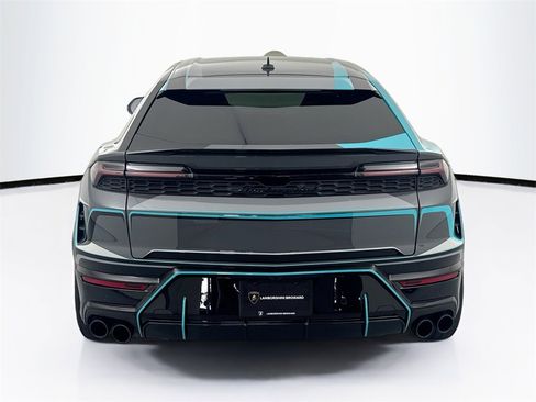 Used 2025 Lamborghini Urus SE image 6