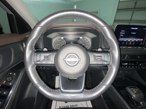 Used 2023 Nissan Rogue SV w/ SV Premium B Package AWD/4WD image 14