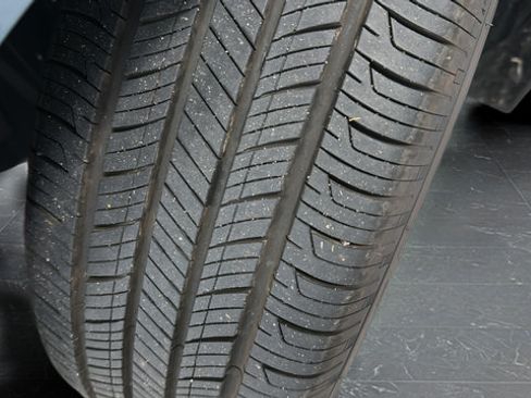 Used 2026 Nissan Sentra SV w/ Floor Mat Package FWD image 33