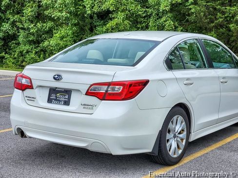 Used 2015 Subaru Legacy 2.5i Premium AWD/4WD image 6