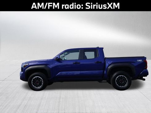 Used 2025 Toyota Tacoma TRD Off-Road image 5