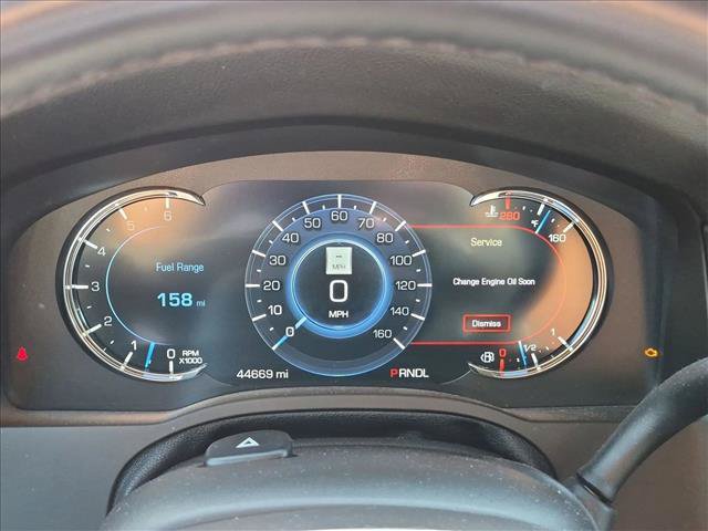 Used 2017 Cadillac Escalade Premium Luxury RWD image 11