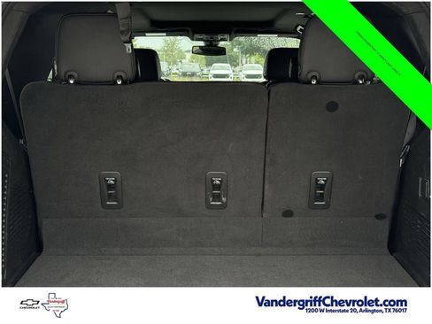 Used 2022 Chevrolet Tahoe Z71 w/ Z71 Off-Road Package AWD/4WD image 17