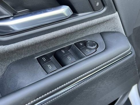 New 2026 GMC Sierra EV Elevation w/ LPO, Elevation Dark Package image 15