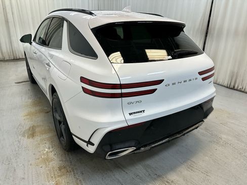 New 2026 Genesis GV70 2.5T Sport Prestige image 4