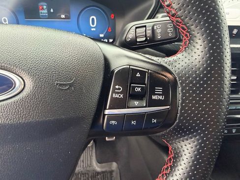 Used 2023 Ford Escape ST-Line Elite w/ Premium Technology Package AWD/4WD image 17
