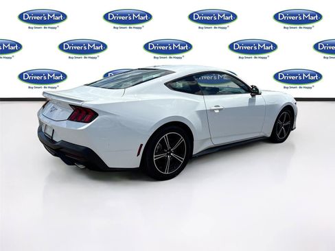 Used 2024 Ford Mustang Premium RWD image 7