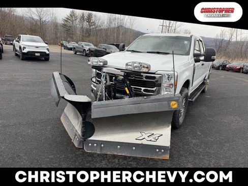 Used 2025 Ford F350 XLT w/ FX4 Off-Road Package image 1