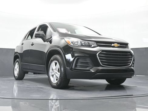 Used 2022 Chevrolet Trax LS AWD/4WD image 56
