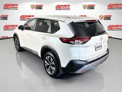 Certified 2023 Nissan Rogue SV AWD/4WD image 2