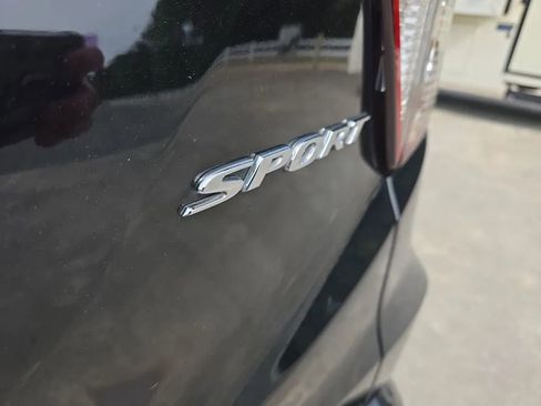 Used 2022 Honda HR-V Sport image 12