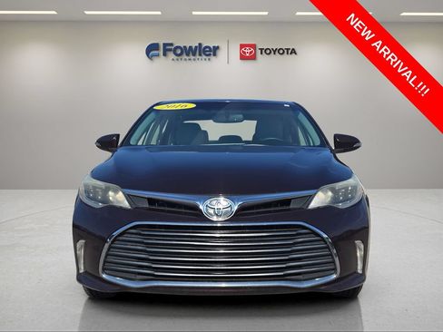Used 2016 Toyota Avalon XLE Premium FWD image 2