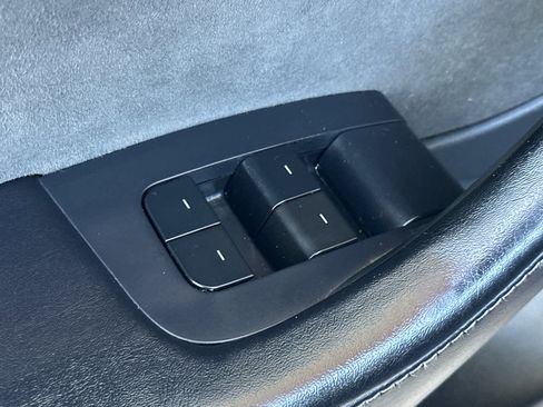 Used 2021 Tesla Model 3 Standard Range Plus image 13