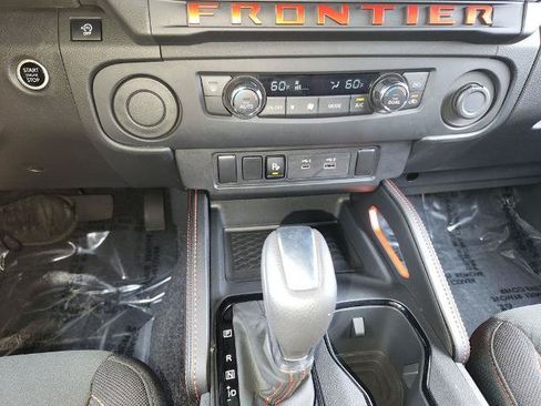 Certified 2025 Nissan Frontier Pro-X RWD image 21