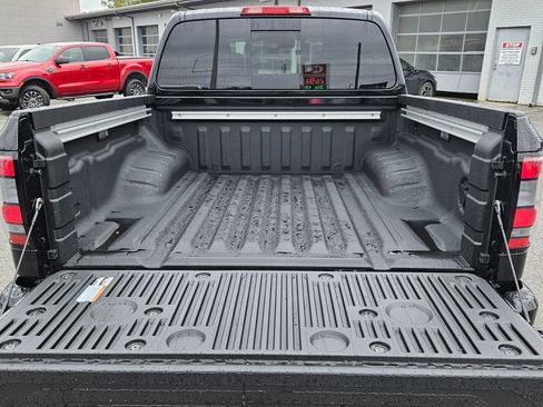 New 2026 Nissan Frontier SV w/ SV Convenience Package AWD/4WD image 10