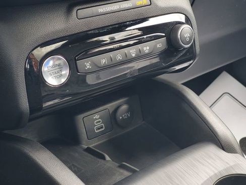 Used 2024 Ford Escape ST-Line Elite w/ Premium Technology Package AWD/4WD image 22