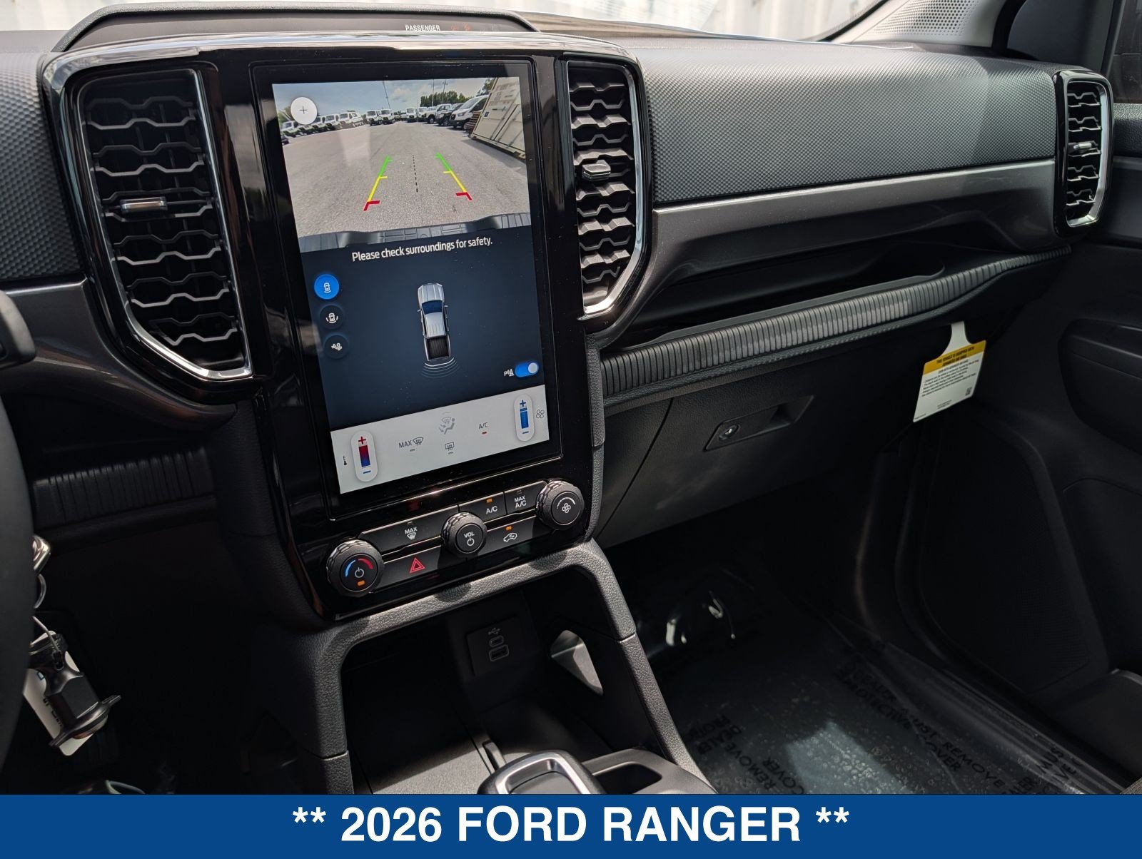 New 2026 Ford Ranger XLT w/ Black Appearance Package RWD image 32