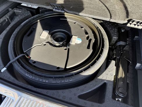 Used 2018 Audi Q5 Prestige image 25