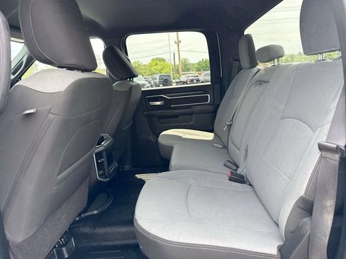 Used 2024 RAM 2500 Big Horn AWD/4WD image 21