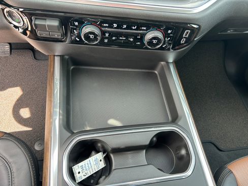 New 2026 Chevrolet Silverado 2500 High Country w/ Technology Package AWD/4WD image 10