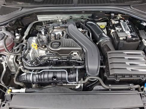 Used 2022 Volkswagen Jetta SE w/ Panoramic Sunroof Package FWD image 29