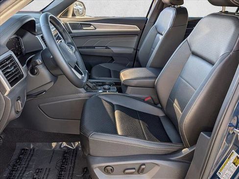 Used 2023 Volkswagen Atlas Cross Sport SE image 18