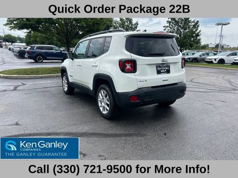 Used 2023 Jeep Renegade Latitude w/ Premium Group AWD/4WD image 13