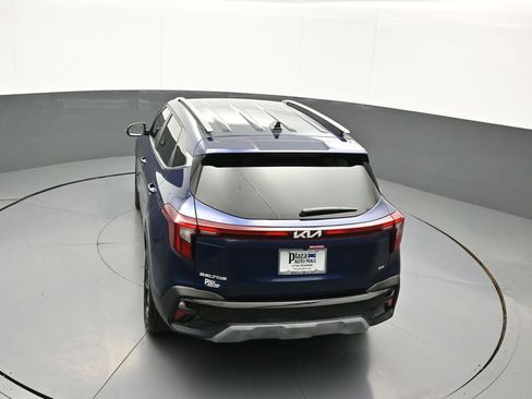 Certified 2025 Kia Seltos EX AWD/4WD image 38