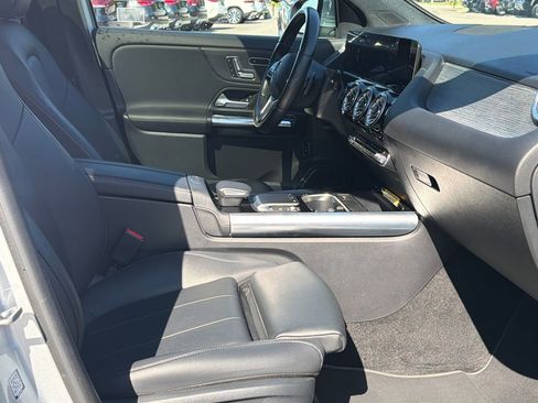 Certified 2023 Mercedes-Benz GLA 250 4MATIC image 57