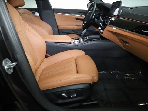 Certified 2023 BMW 530i xDrive w/ Premium Package AWD/4WD image 36