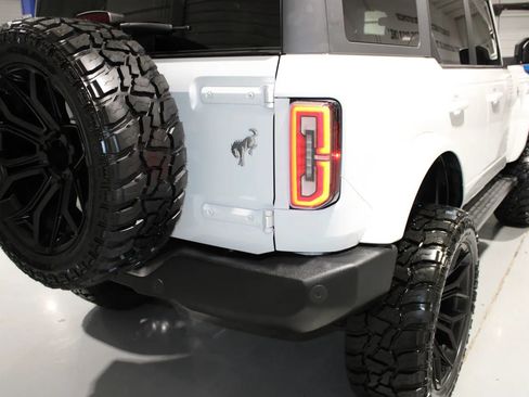 Used 2021 Ford Bronco Outer Banks AWD/4WD image 27