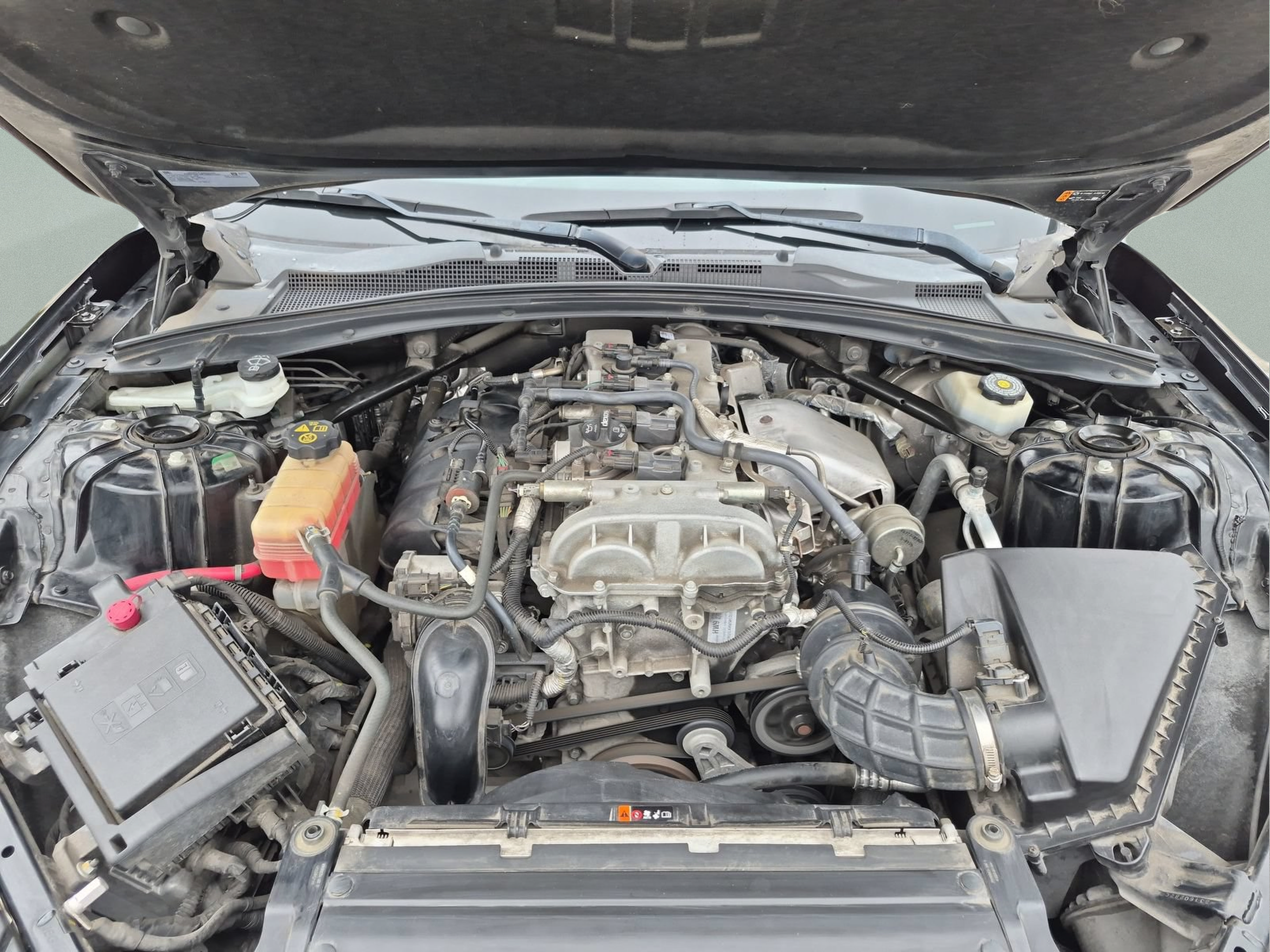 Used 2019 Chevrolet Camaro LT RWD image 21