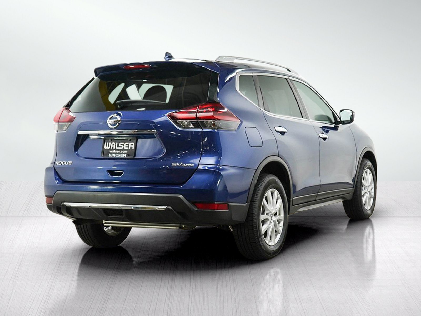 Used 2018 Nissan Rogue SV AWD/4WD image 6