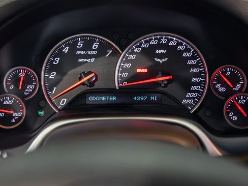 Used 2010 Chevrolet Corvette ZR1 RWD image 42
