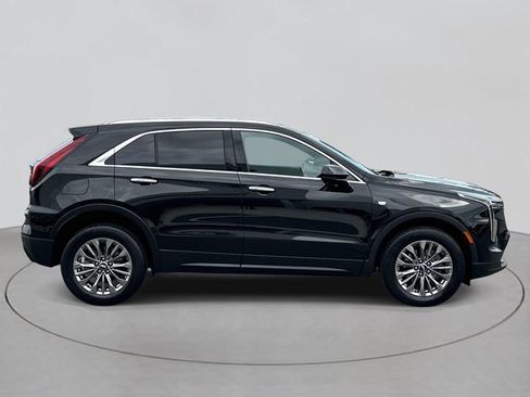 Certified 2025 Cadillac XT4 Premium Luxury AWD/4WD image 4