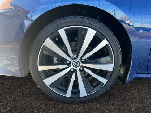 Used 2022 Nissan Altima 2.5 SR image 14