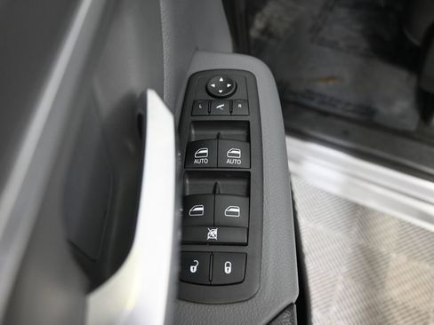 Used 2022 RAM 1500 Big Horn AWD/4WD image 19
