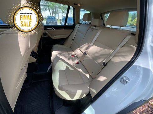 Used 2017 BMW X3 xDrive35i image 11