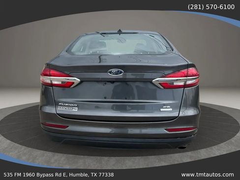 Used 2020 Ford Fusion SE FWD image 5